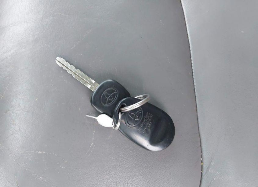 Photo 11 of 2008 Toyota Sienna LIMITED (VIN 5TDBK22C18S020255)