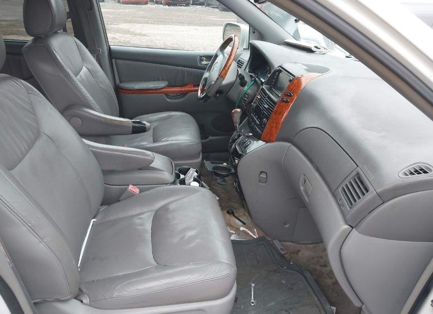 Photo 5 of 2008 Toyota Sienna LIMITED (VIN 5TDBK22C18S020255)