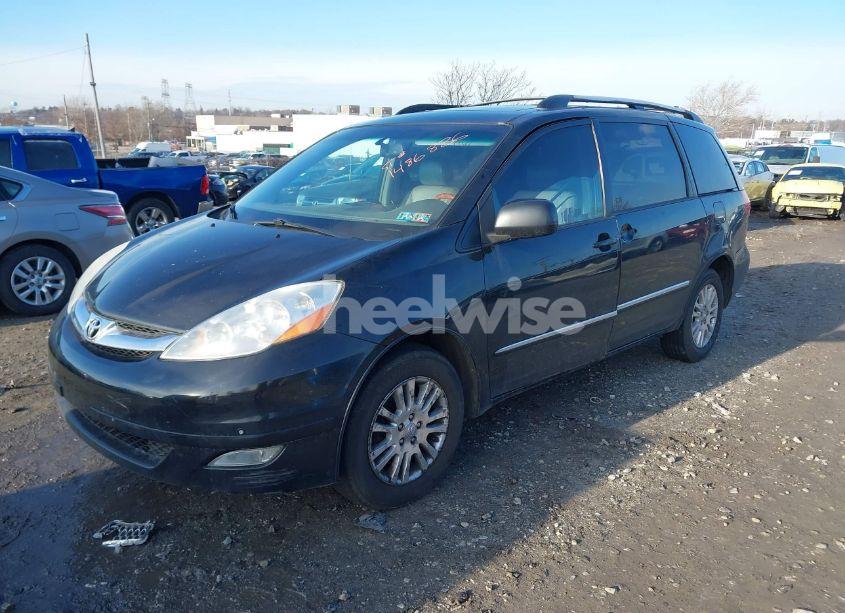 Photo 2 of 2008 Toyota Sienna LIMITED (VIN 5TDBK22C28S016697)
