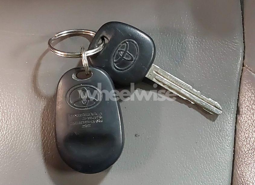 Photo 11 of 2009 Toyota Sienna XLE (VIN 5TDBK22C29S023621)