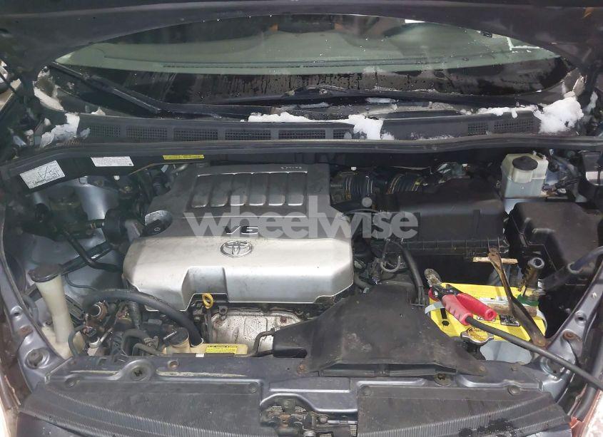 Photo 10 of 2009 Toyota Sienna XLE (VIN 5TDBK22C29S028110)