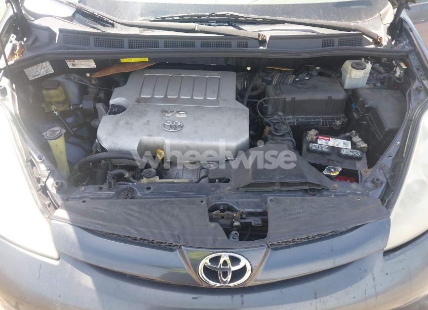 Photo 10 of 2008 Toyota Sienna XLE (VIN 5TDBK22C38S010150)
