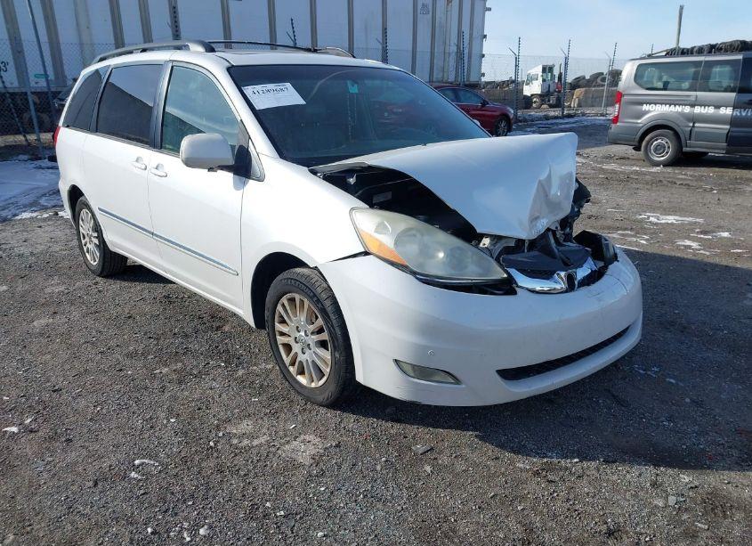 2008 Toyota Sienna LIMITED (VIN 5TDBK22C38S019589) main photo