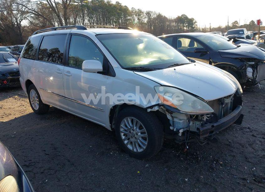 2008 Toyota Sienna LIMITED (VIN 5TDBK22C48S015678) main photo