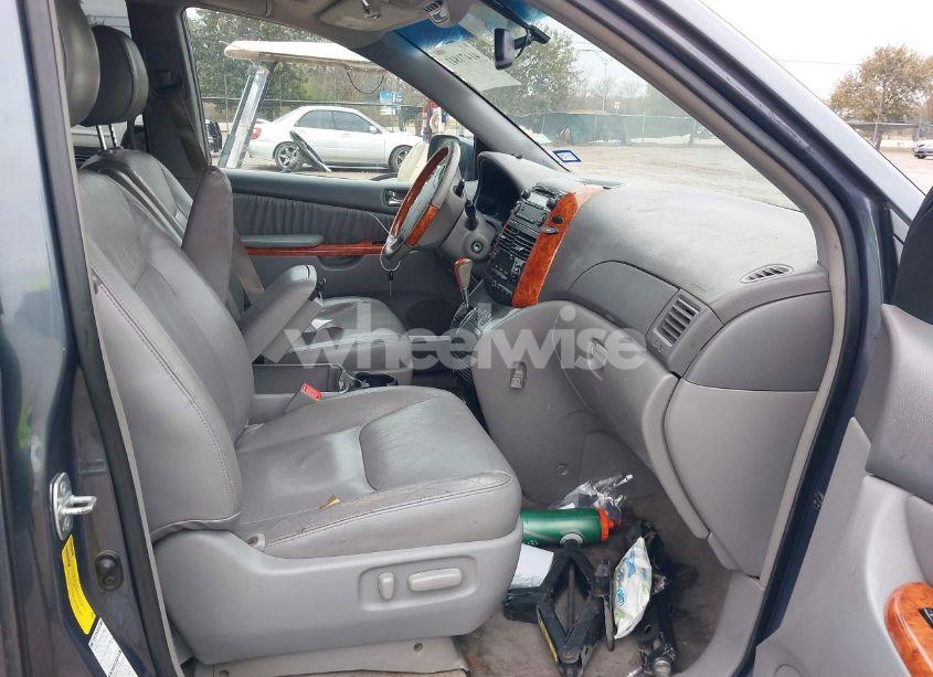 Photo 5 of 2009 Toyota Sienna LIMITED (VIN 5TDBK22C49S025970)