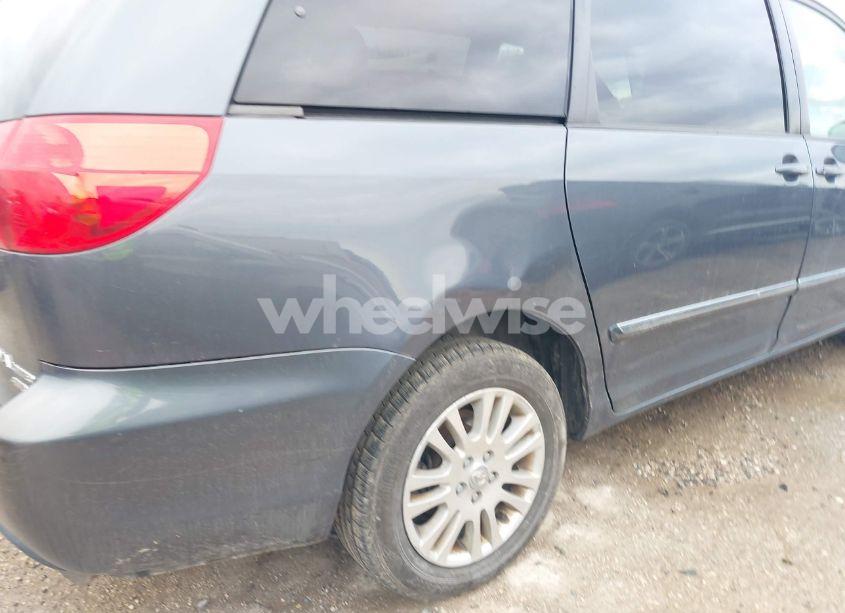 Photo 6 of 2009 Toyota Sienna LIMITED (VIN 5TDBK22C49S025970)