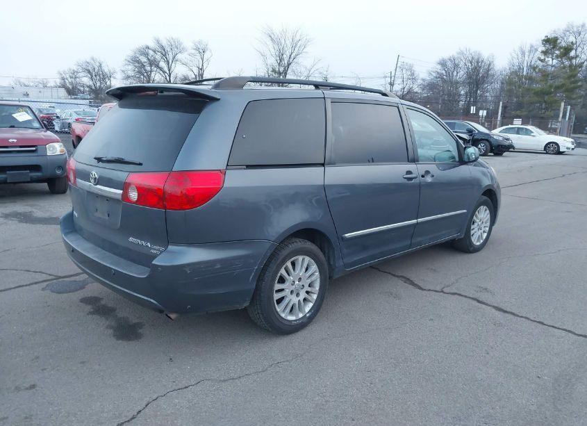 Photo 4 of 2008 Toyota Sienna LIMITED (VIN 5TDBK22C58S009257)