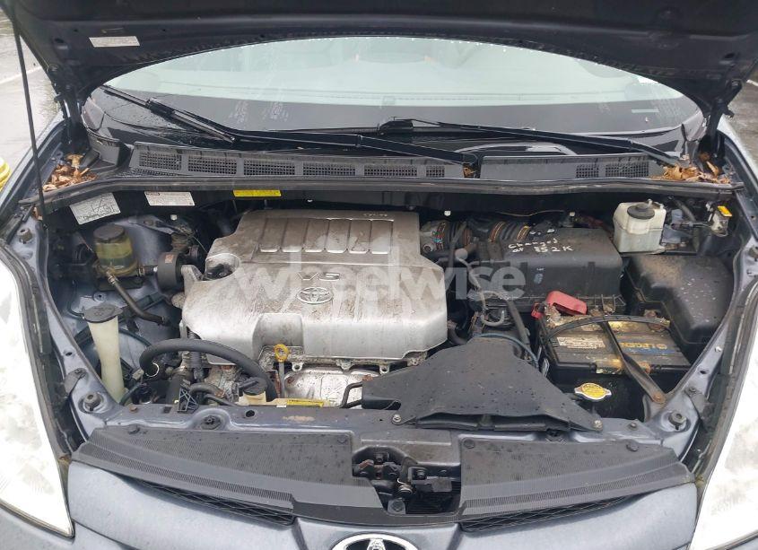 Photo 10 of 2008 Toyota Sienna XLE (VIN 5TDBK22C58S012904)