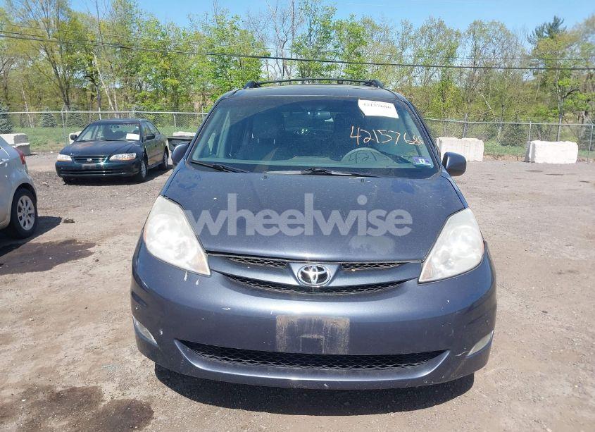 Photo 12 of 2009 Toyota Sienna XLE (VIN 5TDBK22C59S023466)