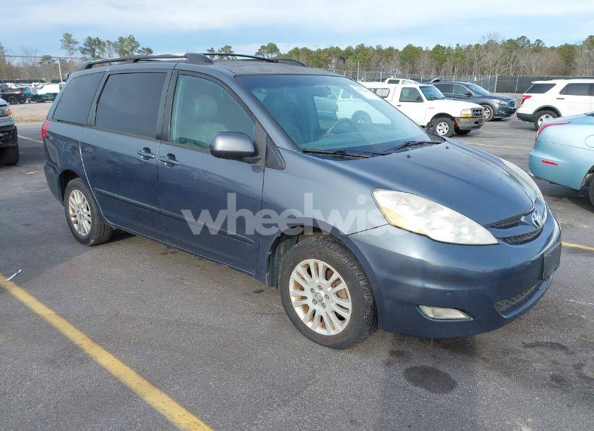 2009 Toyota Sienna XLE (VIN 5TDBK22C79S026370) main photo