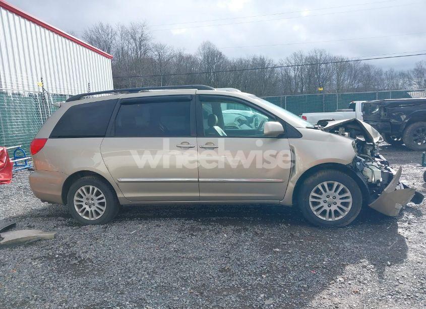 Photo 14 of 2008 Toyota Sienna LIMITED (VIN 5TDBK22C98S016969)