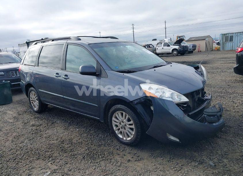 2008 Toyota Sienna XLE (VIN 5TDBK22C98S017300) main photo