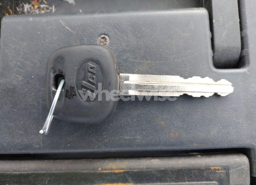 Photo 11 of 2008 Toyota Sienna XLE (VIN 5TDBK22C98S017300)