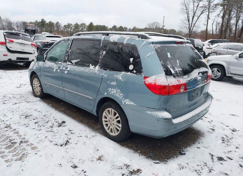 Photo 3 of 2007 Toyota Sienna XLE/XLE LIMITED (VIN 5TDBK22CX7S000360)