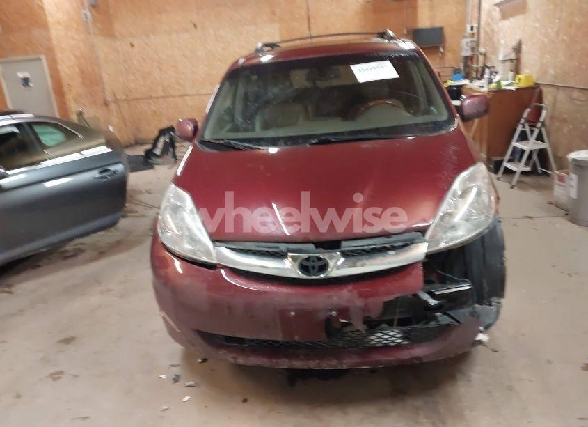 Photo 12 of 2007 Toyota Sienna XLE/XLE LIMITED (VIN 5TDBK22CX7S003372)