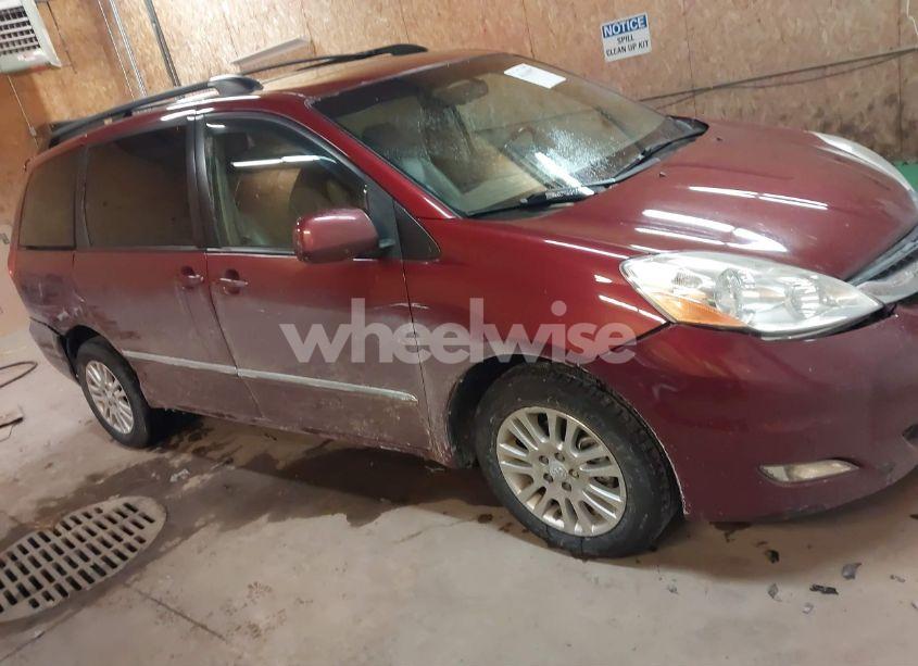 Photo 13 of 2007 Toyota Sienna XLE/XLE LIMITED (VIN 5TDBK22CX7S003372)