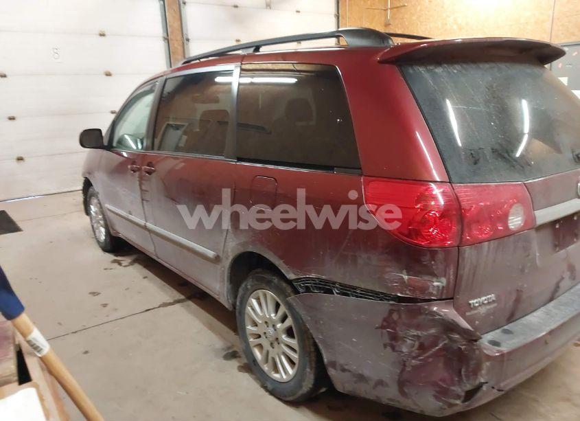 Photo 14 of 2007 Toyota Sienna XLE/XLE LIMITED (VIN 5TDBK22CX7S003372)