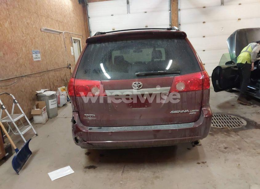 Photo 16 of 2007 Toyota Sienna XLE/XLE LIMITED (VIN 5TDBK22CX7S003372)