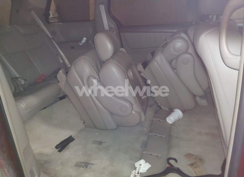 Photo 8 of 2007 Toyota Sienna XLE/XLE LIMITED (VIN 5TDBK22CX7S003372)