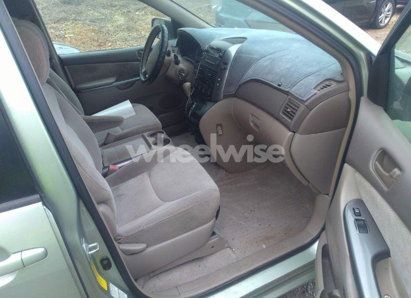 Photo 5 of 2008 Toyota Sienna LE (VIN 5TDBK23C18S019671)