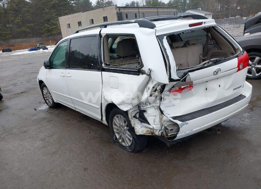 Photo 3 of 2009 Toyota Sienna LE (VIN 5TDBK23C29S025223)