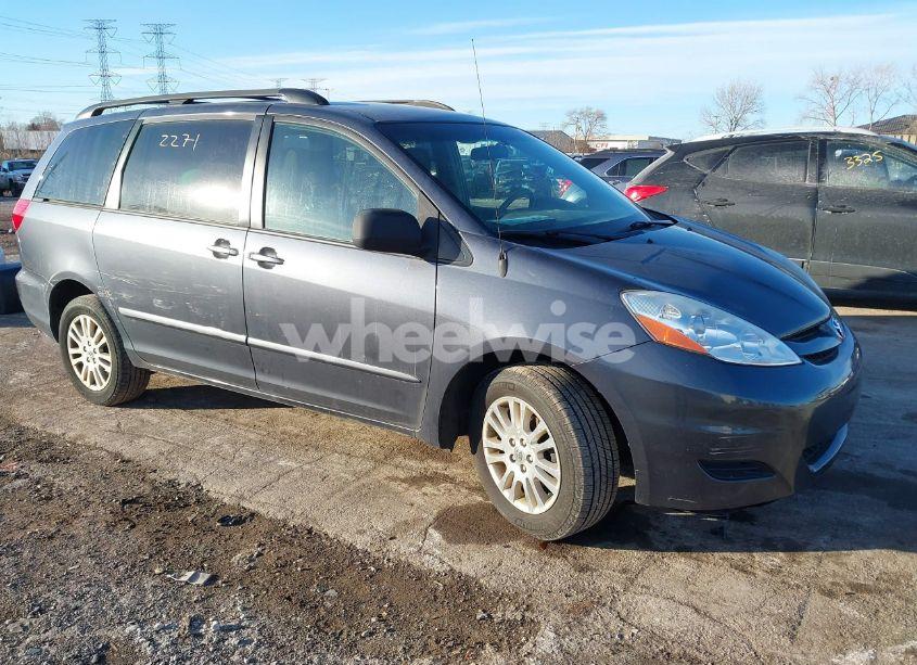 2008 Toyota Sienna LE (VIN 5TDBK23C48S020846) main photo