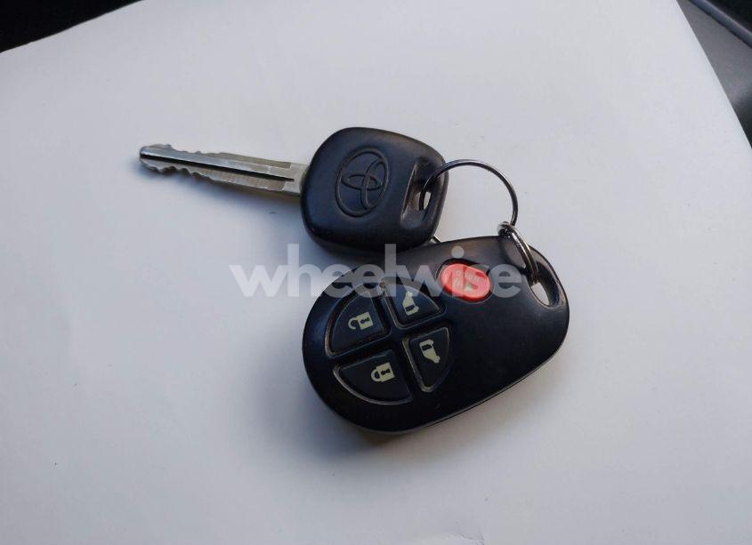 Photo 11 of 2008 Toyota Sienna LE (VIN 5TDBK23C48S020846)