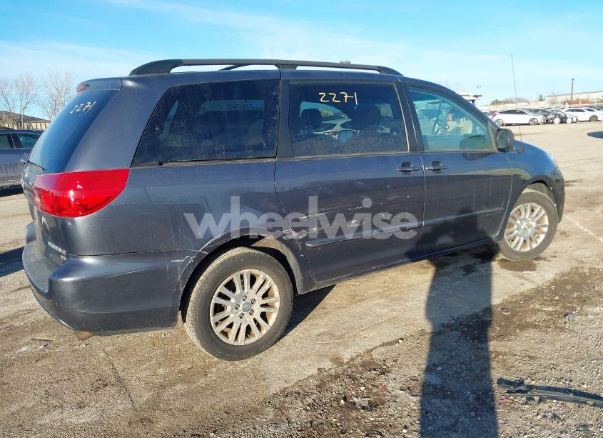 Photo 4 of 2008 Toyota Sienna LE (VIN 5TDBK23C48S020846)