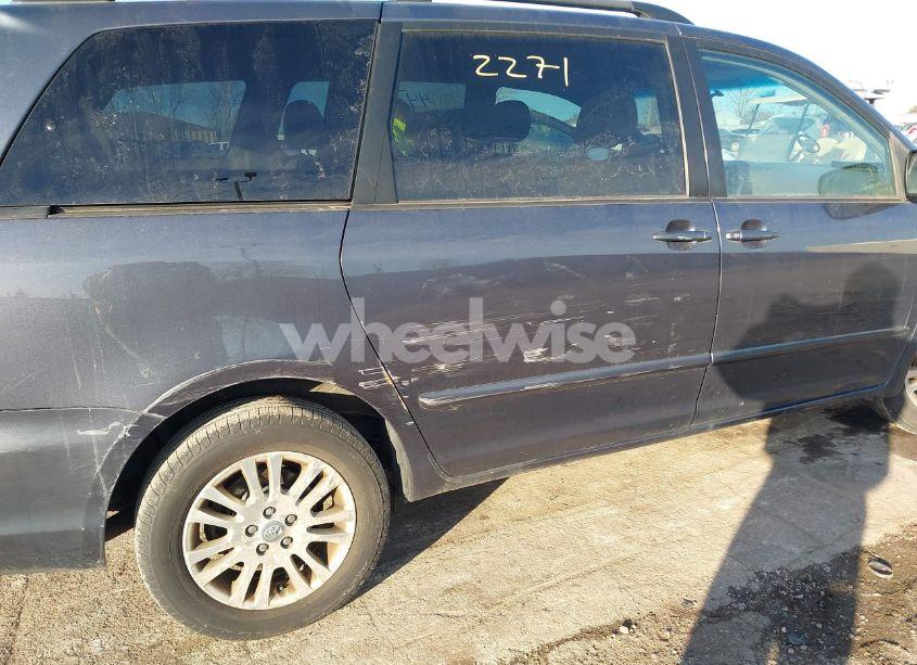 Photo 6 of 2008 Toyota Sienna LE (VIN 5TDBK23C48S020846)