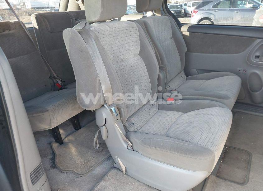 Photo 8 of 2008 Toyota Sienna LE (VIN 5TDBK23C48S020846)