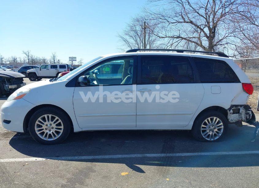 Photo 14 of 2007 Toyota Sienna LE (VIN 5TDBK23C67S006588)