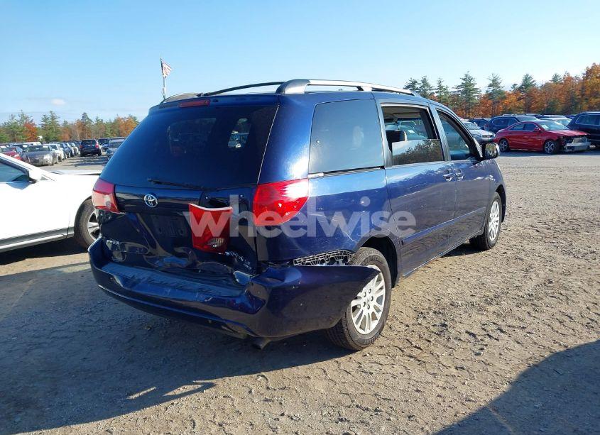 Photo 4 of 2007 Toyota Sienna LE (VIN 5TDBK23C77S007314)