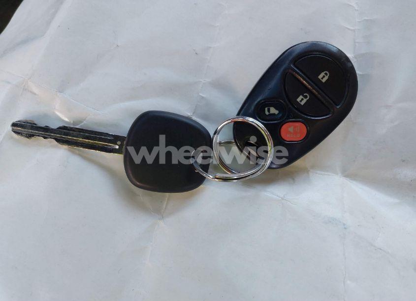 Photo 11 of 2007 Toyota Sienna LE (VIN 5TDBK23CX7S002687)