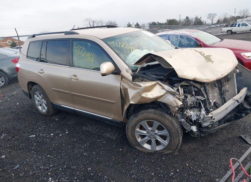 2011 Toyota Highlander SE (VIN 5TDBK3EH0BS057950) main photo