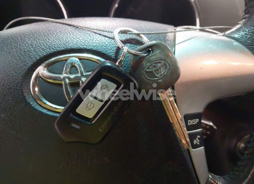 Photo 11 of 2011 Toyota Highlander SE V6 (VIN 5TDBK3EH0BS073467)