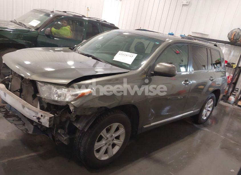 Photo 15 of 2011 Toyota Highlander SE V6 (VIN 5TDBK3EH0BS073467)