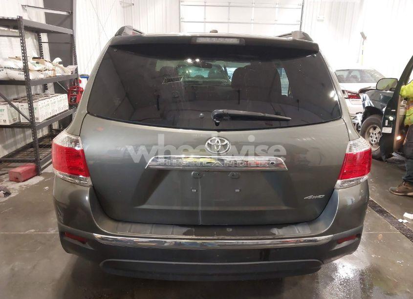 Photo 17 of 2011 Toyota Highlander SE V6 (VIN 5TDBK3EH0BS073467)