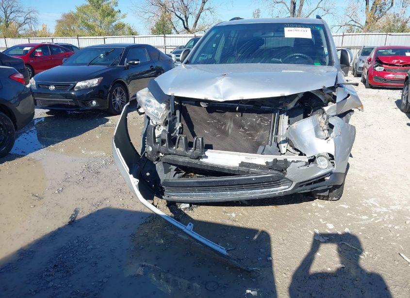 Photo 6 of 2012 Toyota Highlander SE (VIN 5TDBK3EH0CS108476)