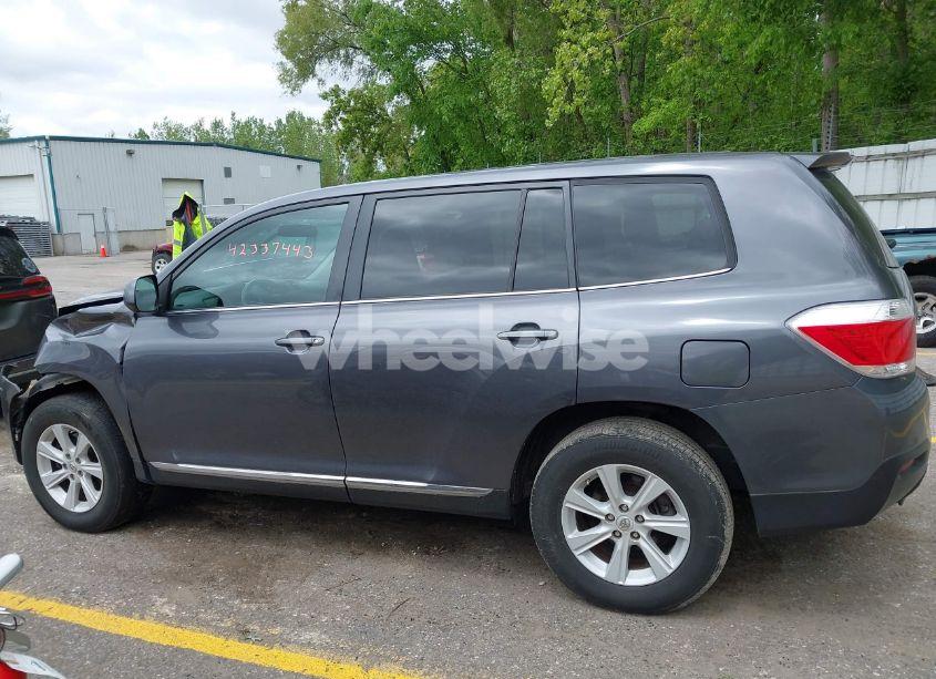 Photo 14 of 2012 Toyota Highlander BASE V6/SE V6 (VIN 5TDBK3EH0CS122703)