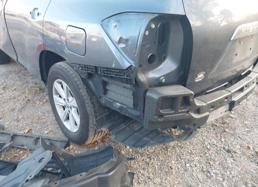 Photo 22 of 2013 Toyota Highlander BASE PLUS V6 (VIN 5TDBK3EH0DS237903)