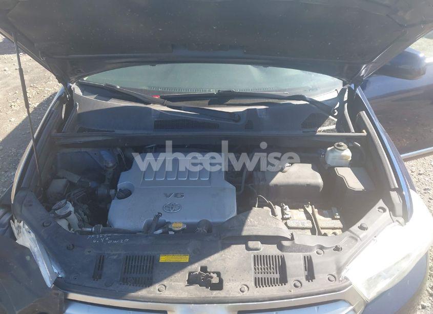 Photo 10 of 2013 Toyota Highlander SE V6 (VIN 5TDBK3EH0DS263384)