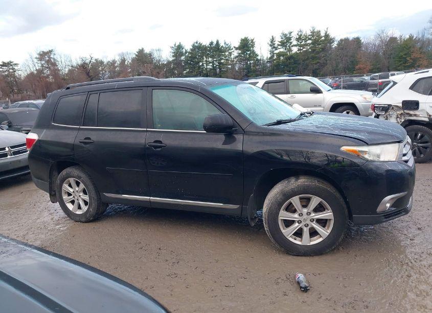 Photo 13 of 2012 Toyota Highlander SE V6 (VIN 5TDBK3EH1CS097942)