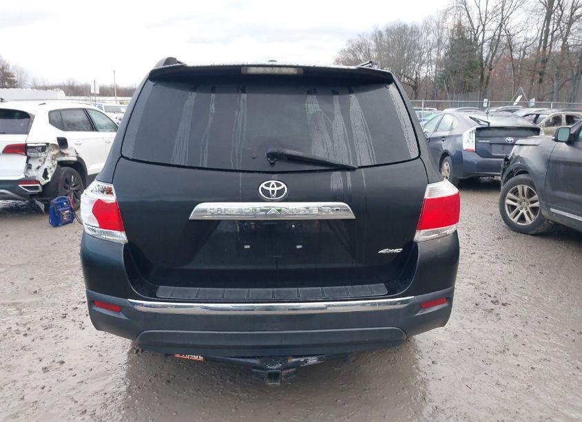 Photo 16 of 2012 Toyota Highlander SE V6 (VIN 5TDBK3EH1CS097942)