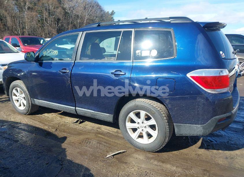 Photo 14 of 2012 Toyota Highlander SE V6 (VIN 5TDBK3EH1CS108146)