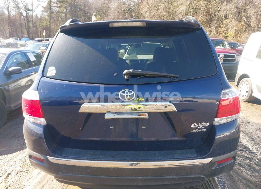 Photo 16 of 2012 Toyota Highlander SE V6 (VIN 5TDBK3EH1CS108146)