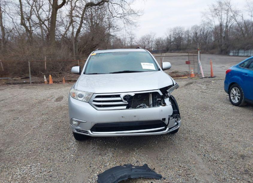 Photo 13 of 2012 Toyota Highlander SE V6 (VIN 5TDBK3EH1CS150123)