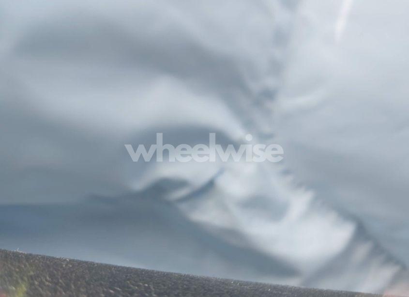 Photo 5 of 2013 Toyota Highlander SE V6 (VIN 5TDBK3EH1DS270828)