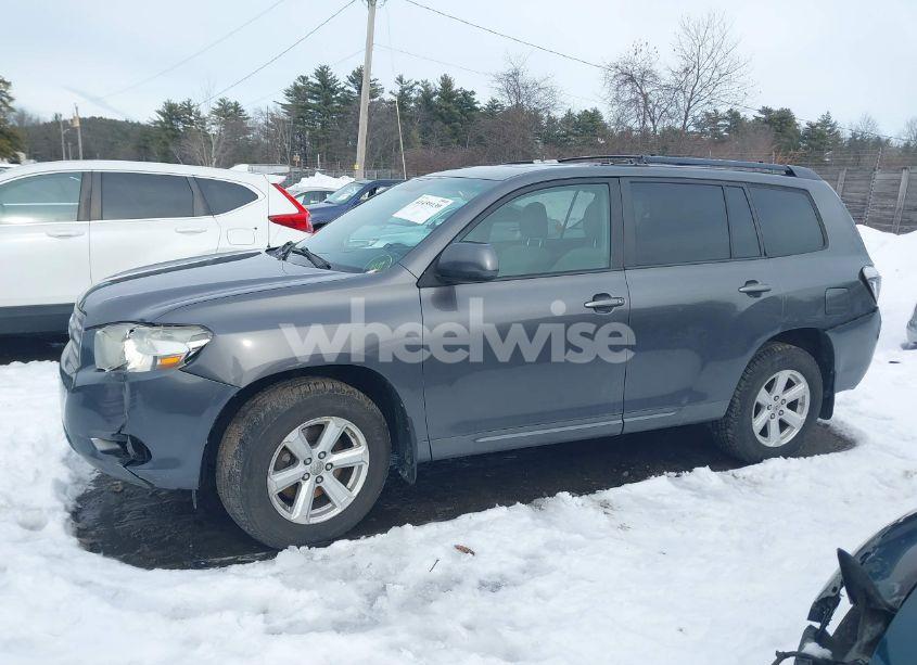 Photo 14 of 2010 Toyota Highlander BASE V6 (VIN 5TDBK3EH2AS032742)