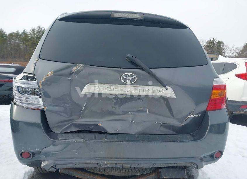 Photo 6 of 2010 Toyota Highlander BASE V6 (VIN 5TDBK3EH2AS032742)