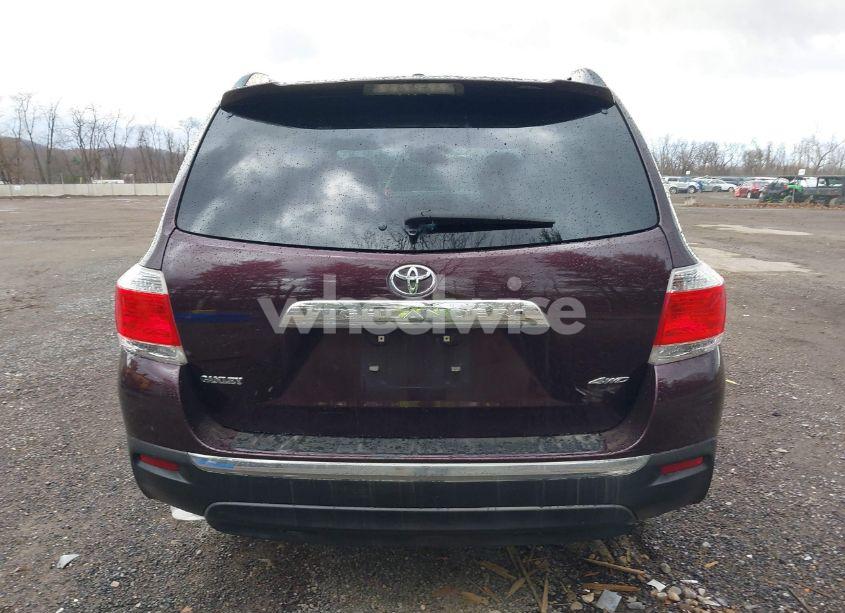 Photo 17 of 2011 Toyota Highlander BASE V6 (VIN 5TDBK3EH2BS054838)